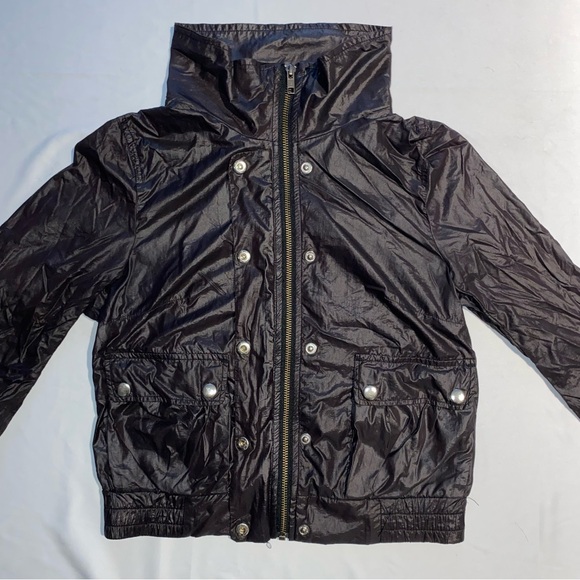 H&M Black Windbreaker 3/4 Sleeve Jacket - Picture 2 of 7
